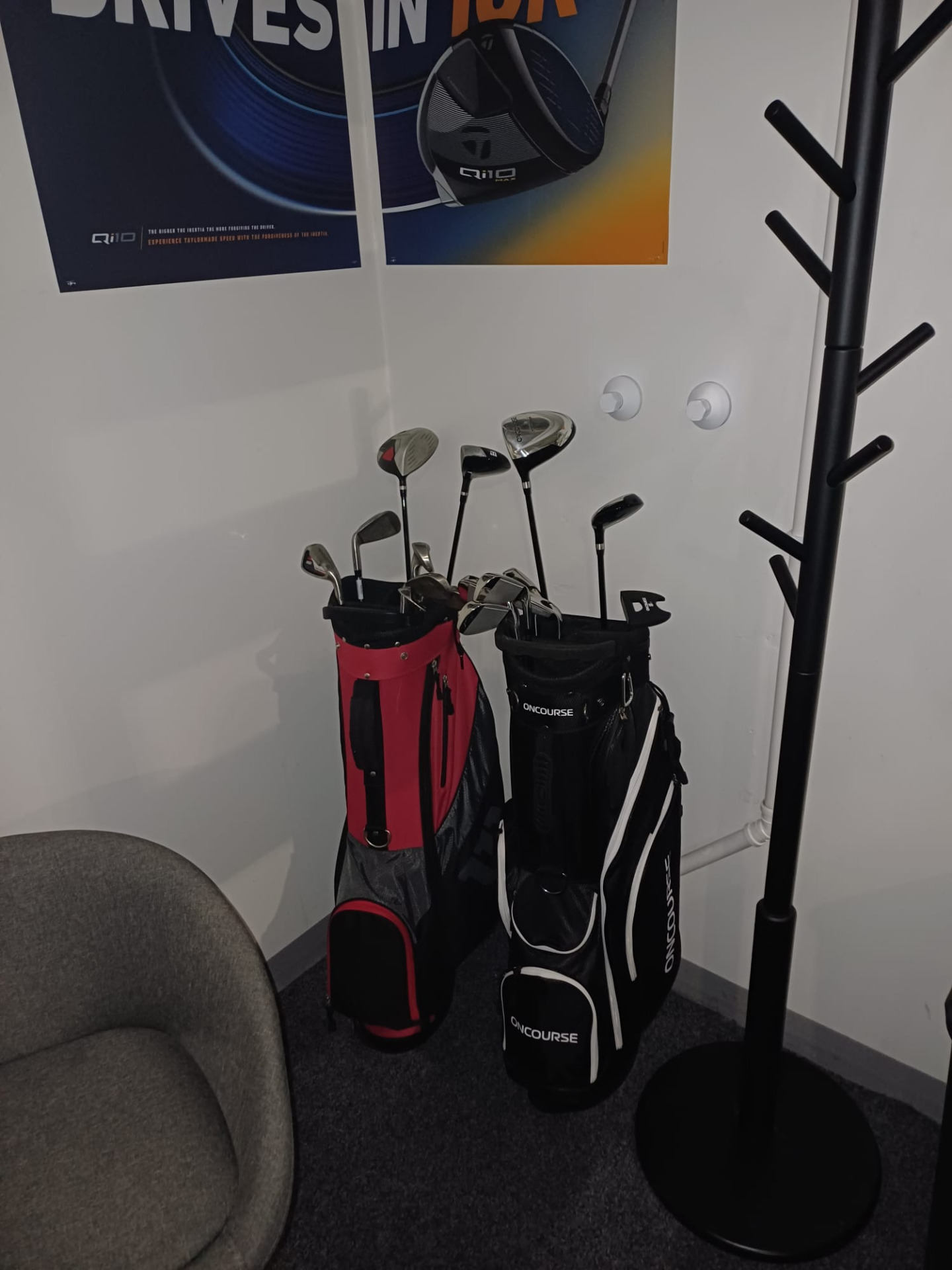 Oikea- ja vasenkätiset lainamailat